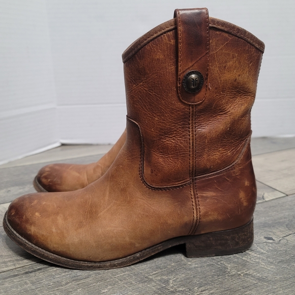 Frye Women's Melissa Brown Cognac Leather Zip up Ankle Boots sz 7 Distressed - Picture 2 of 15